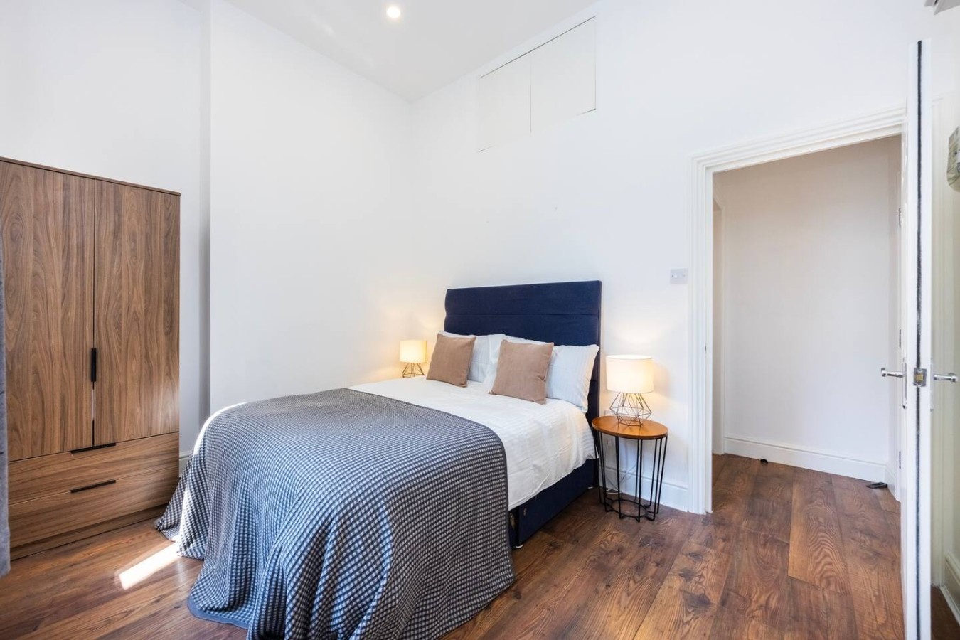 Earl's Court Residence | Stylish 1BR | London