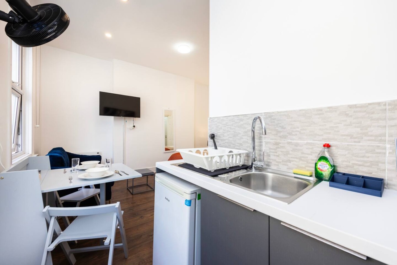 Earl's Court Residence | Elegant Studio | London