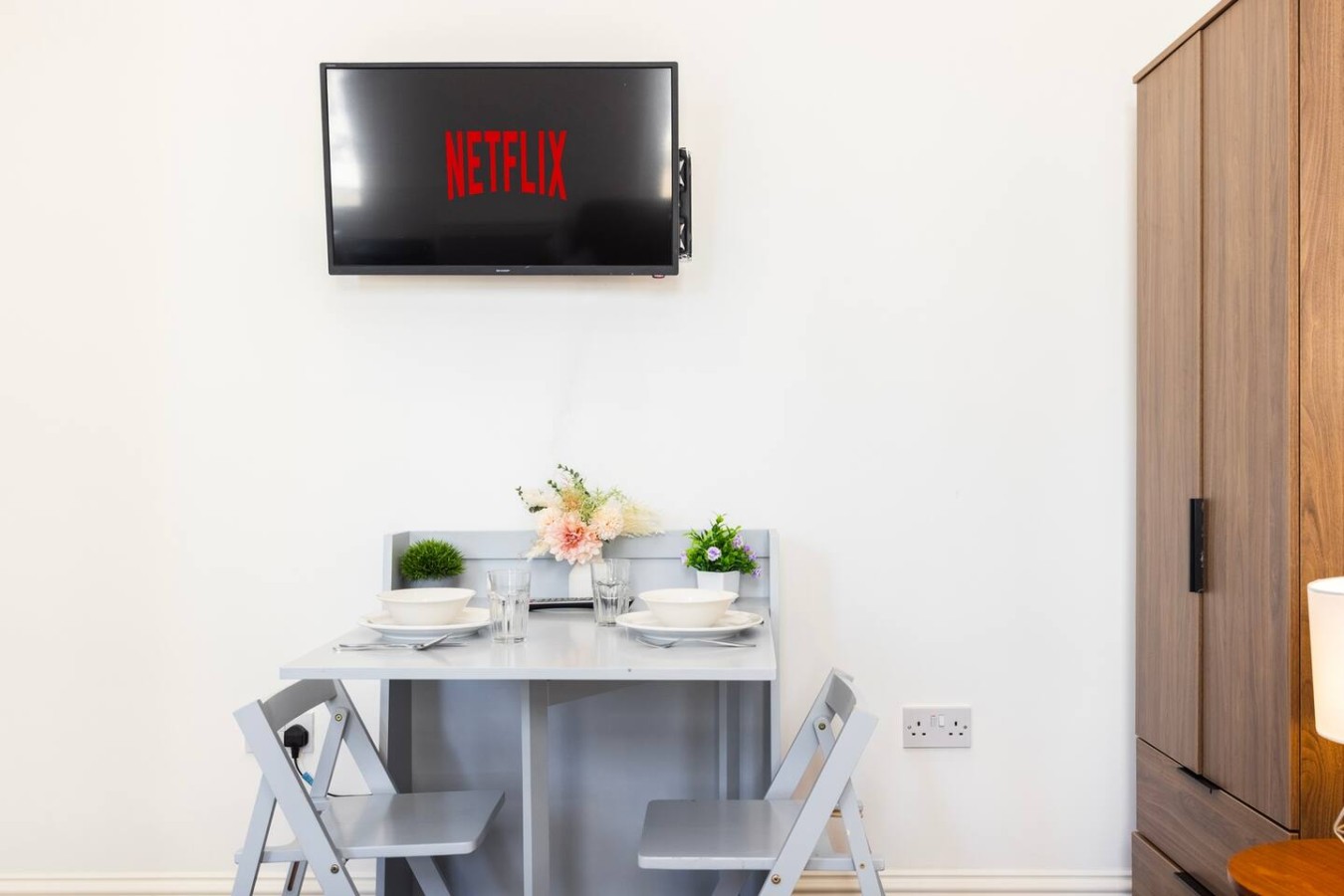 Earl's Court Residence | Stylish Studio | London