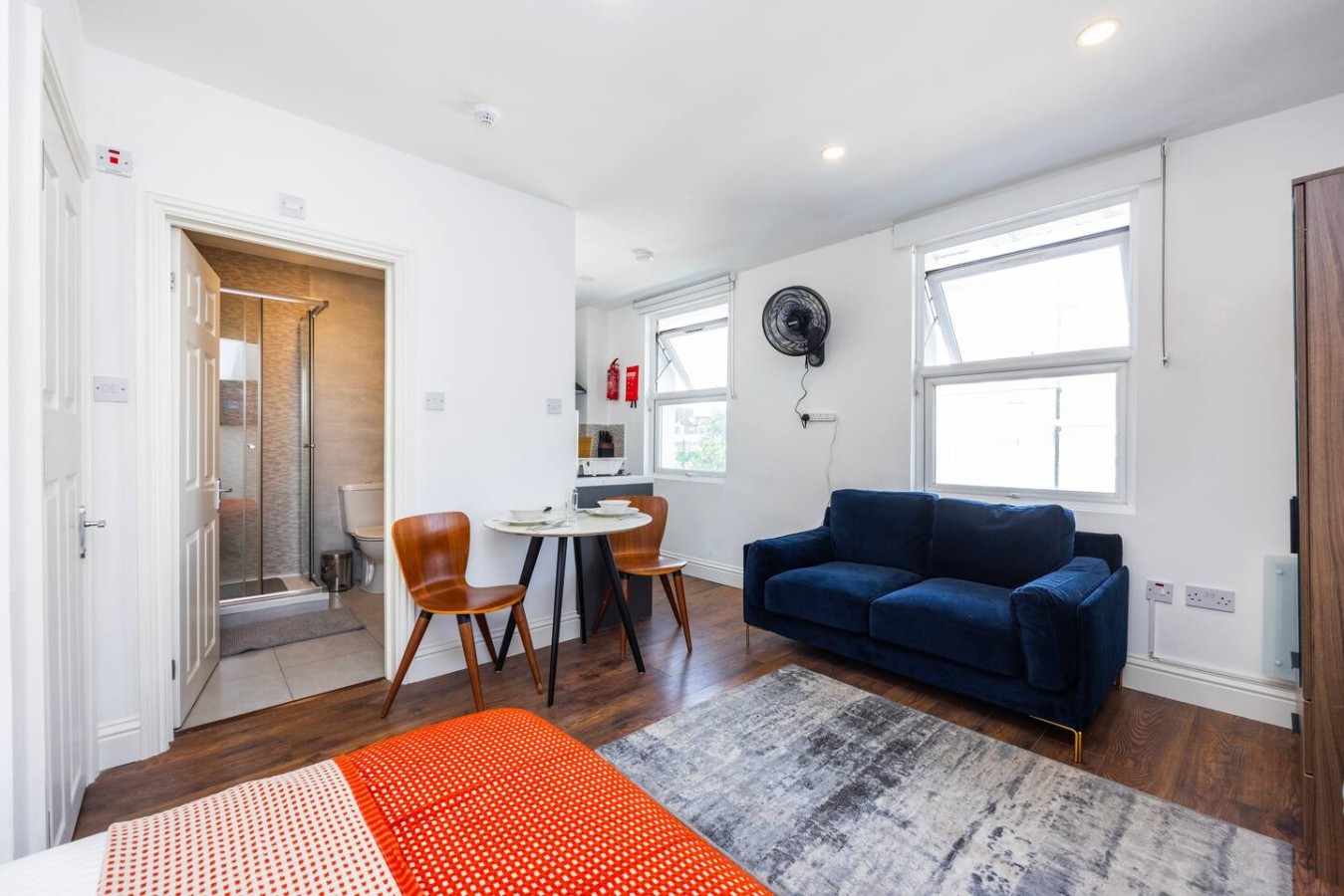 Earl's Court Residence | Elegant Studio | London