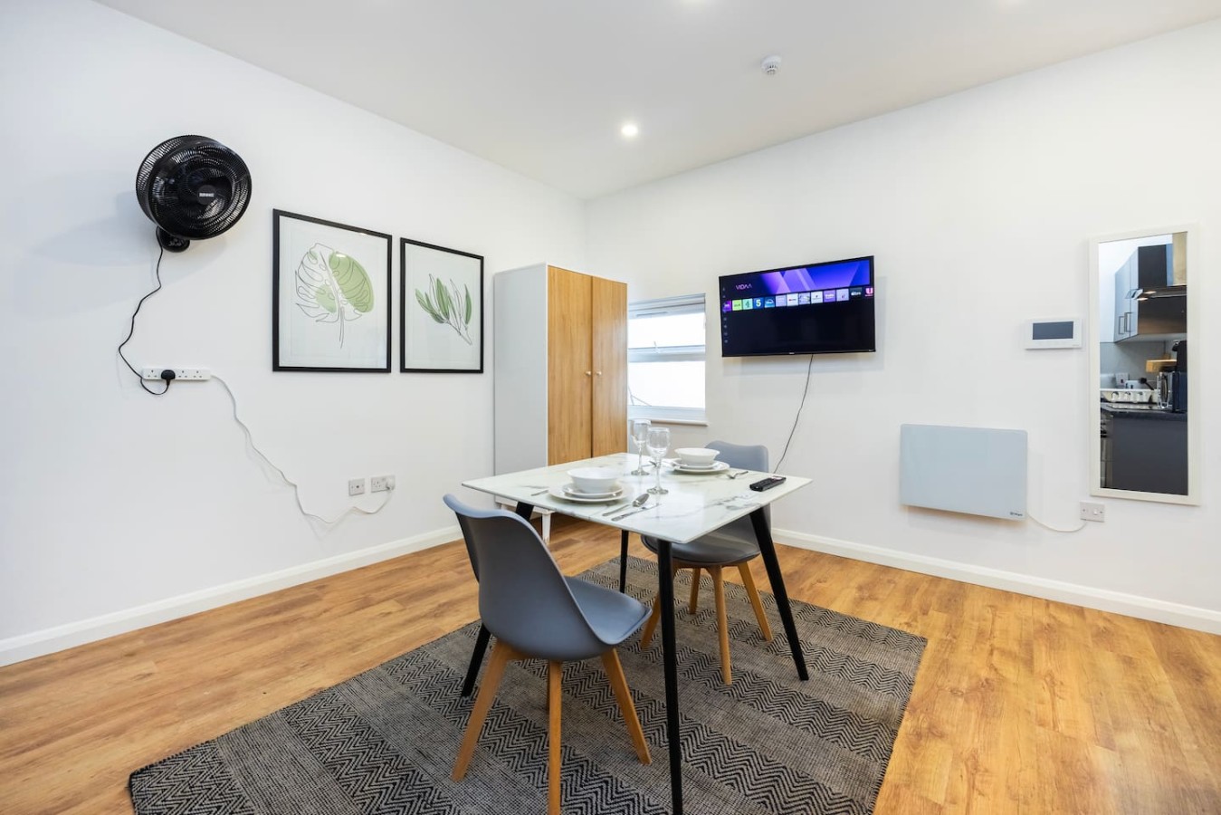 Earl's Court Residence | Modern Studio | London