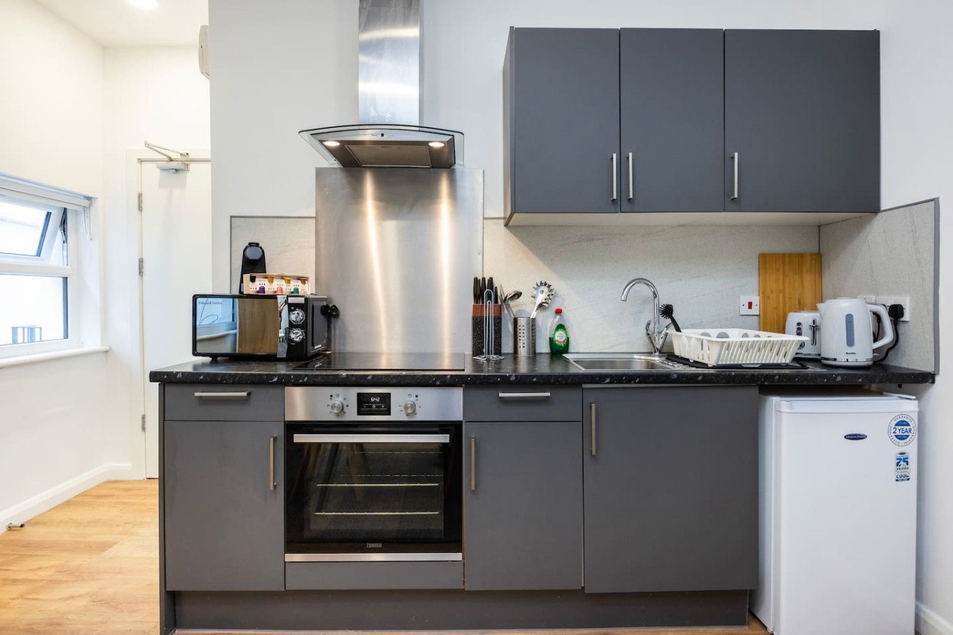 Earl's Court Residence | Modern Studio | London