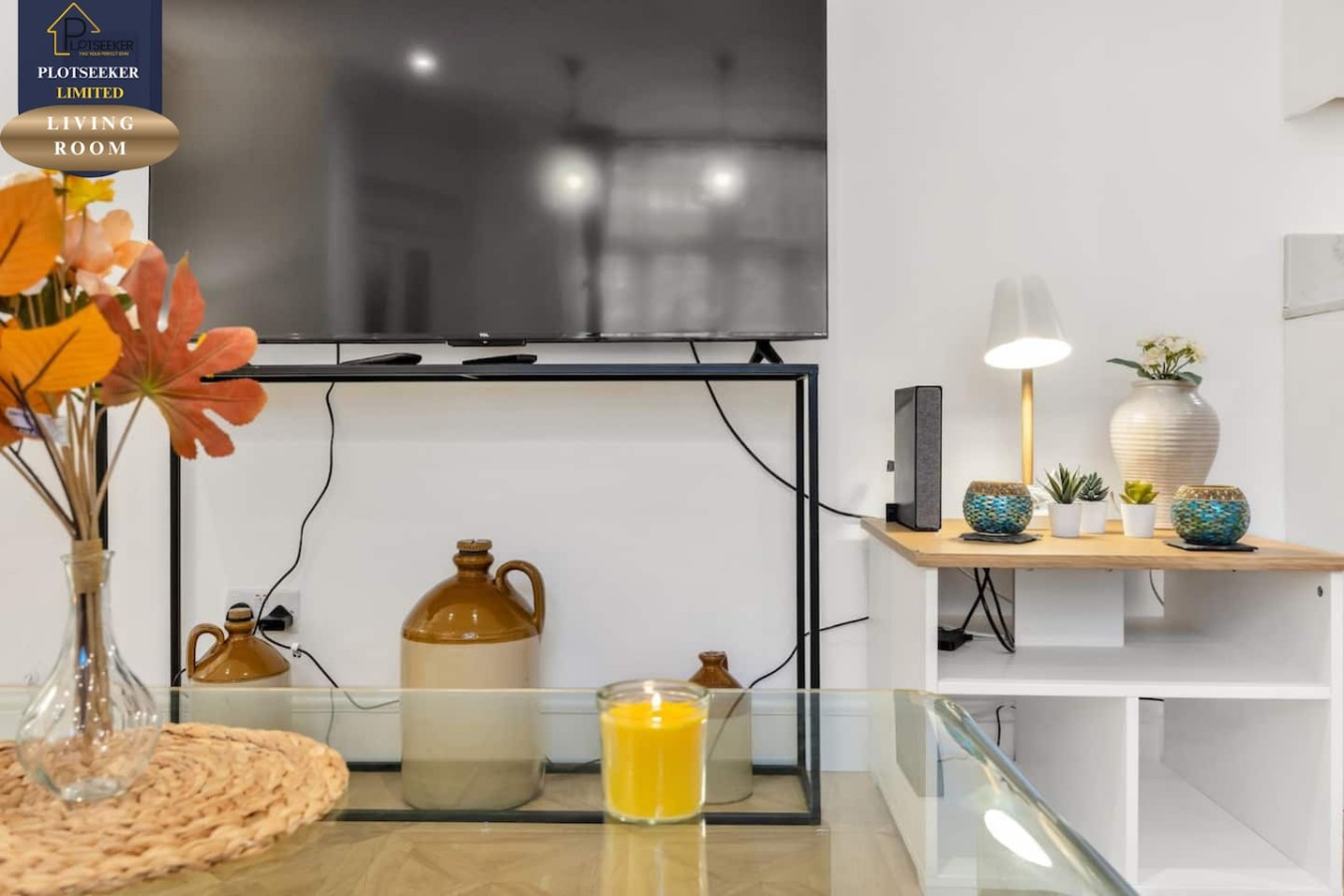 SMART TV IN LIVING ROOM