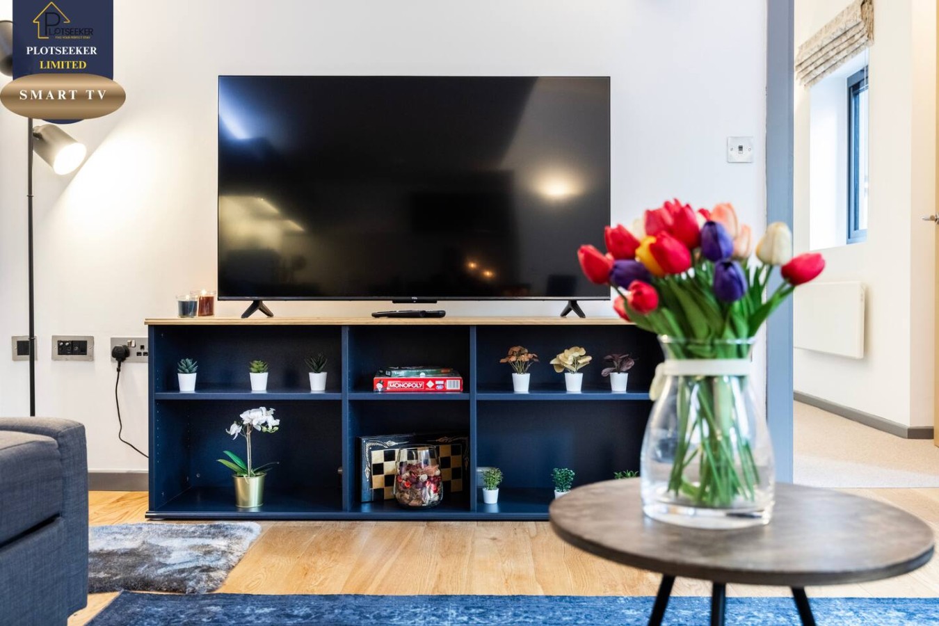 SMART TV AND BOARD GAMES