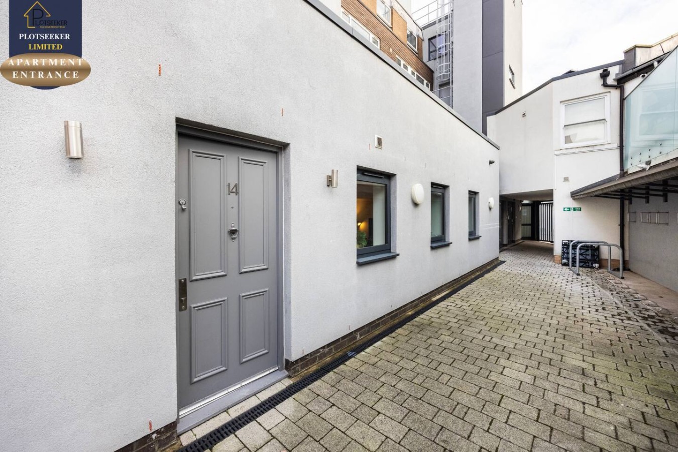 APARTMENT ENTRANCE