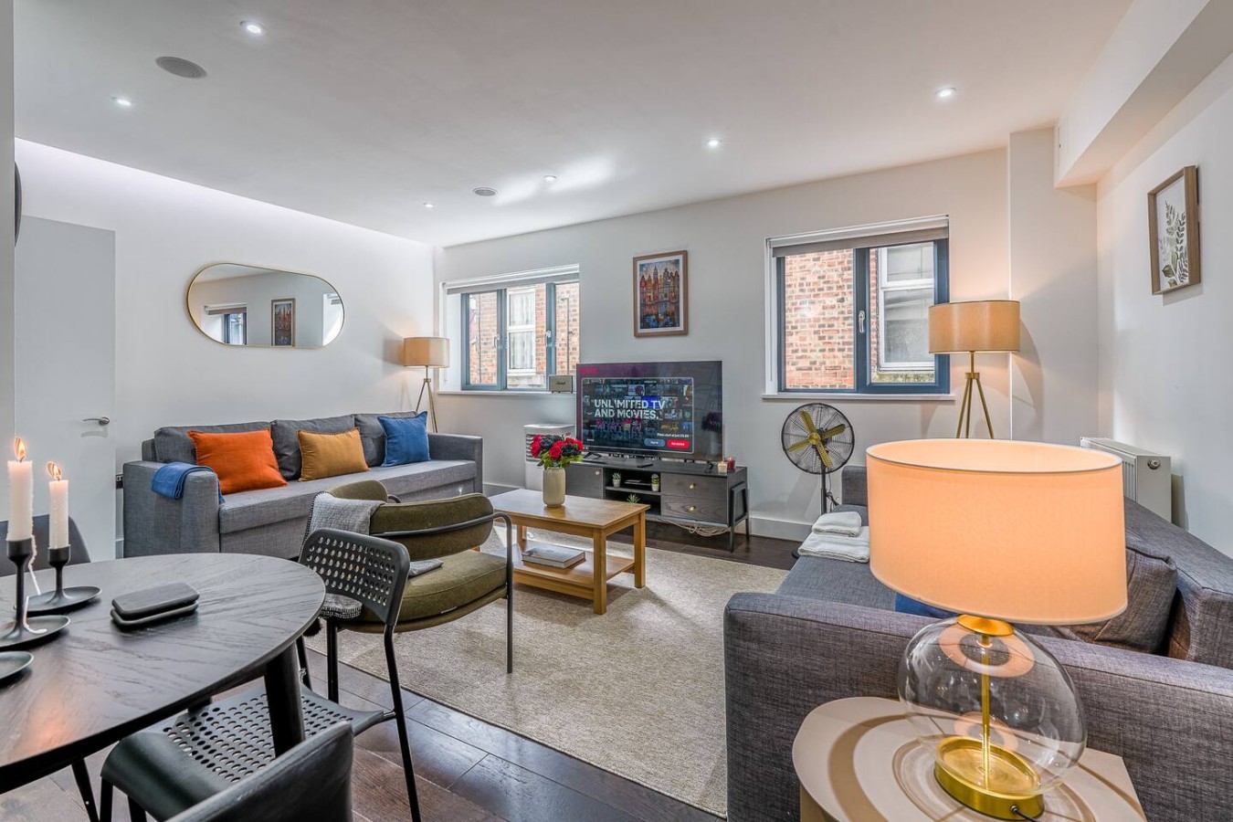 Earl's Court Gem | Sleeps 6 | Lift & Tube