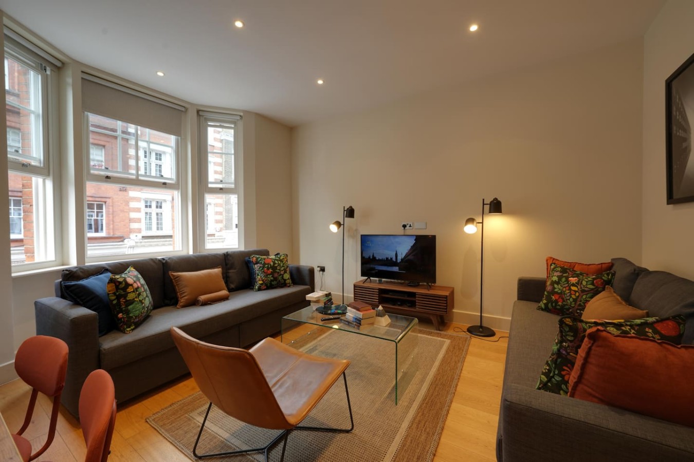 Fitzrovia 1BR Retreat | Near Soho & Tube-5
