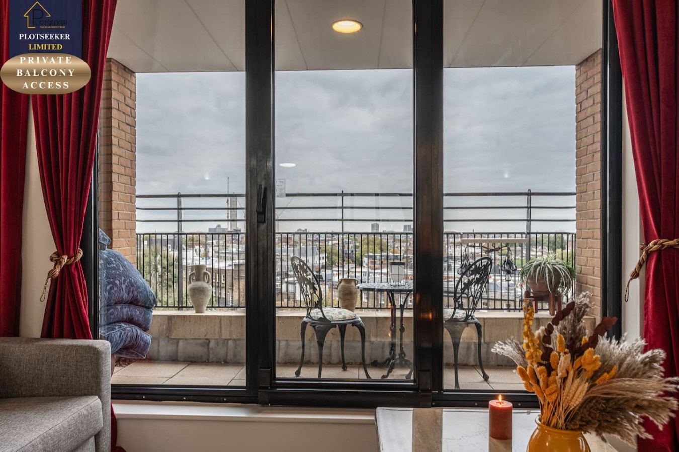 PRIVATE BALCONY ACCESS