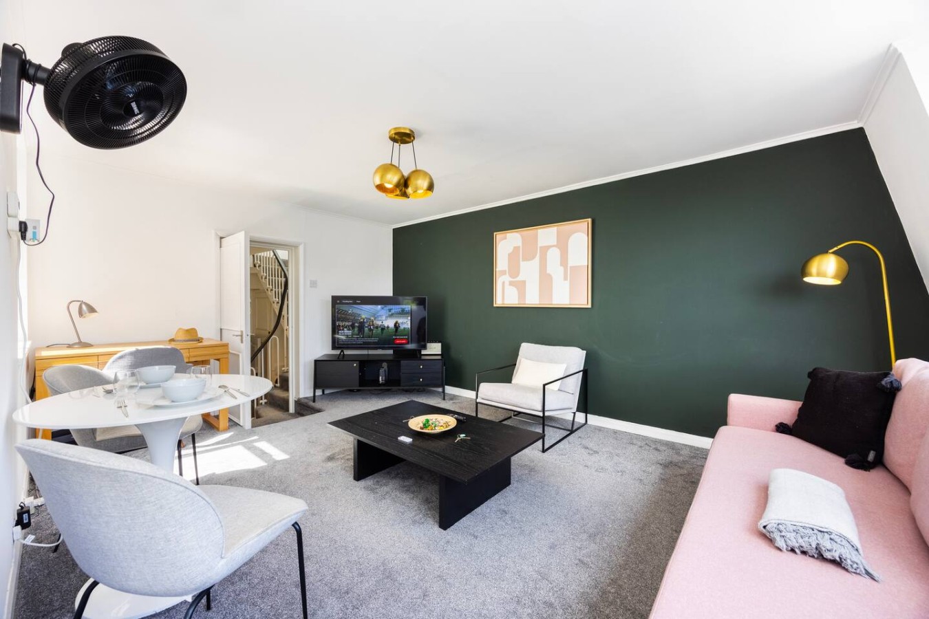 Elegant 1BR | Balcony | Knightsbridge & Hyde Park