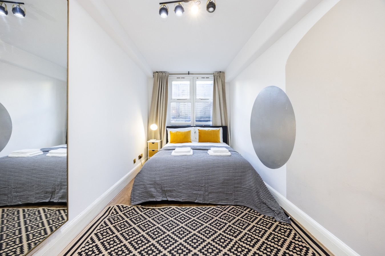 Flat 2 498 Edgware Road_19 copy.jpg