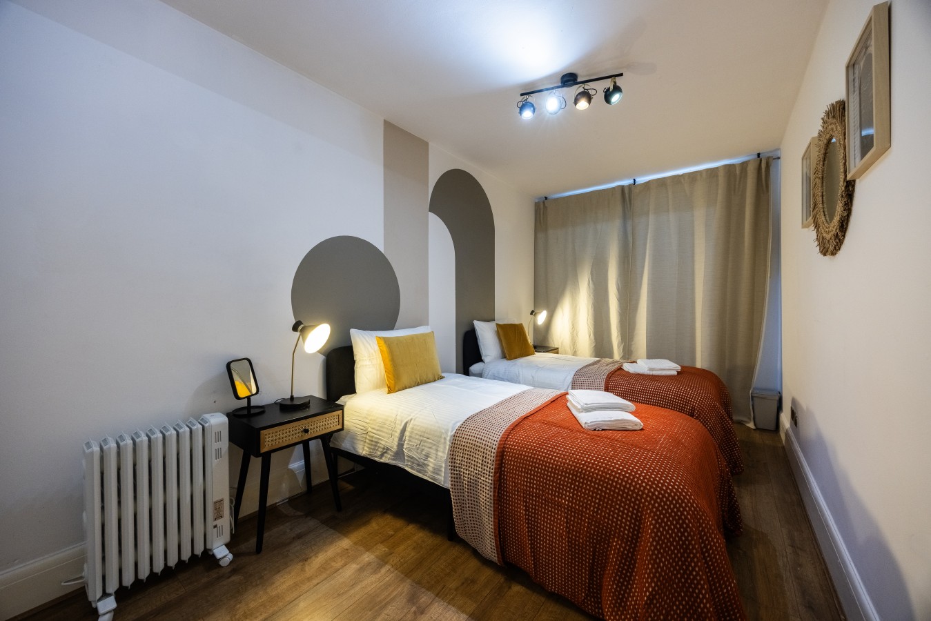 Flat 2 498 Edgware Road_23 copy.jpg