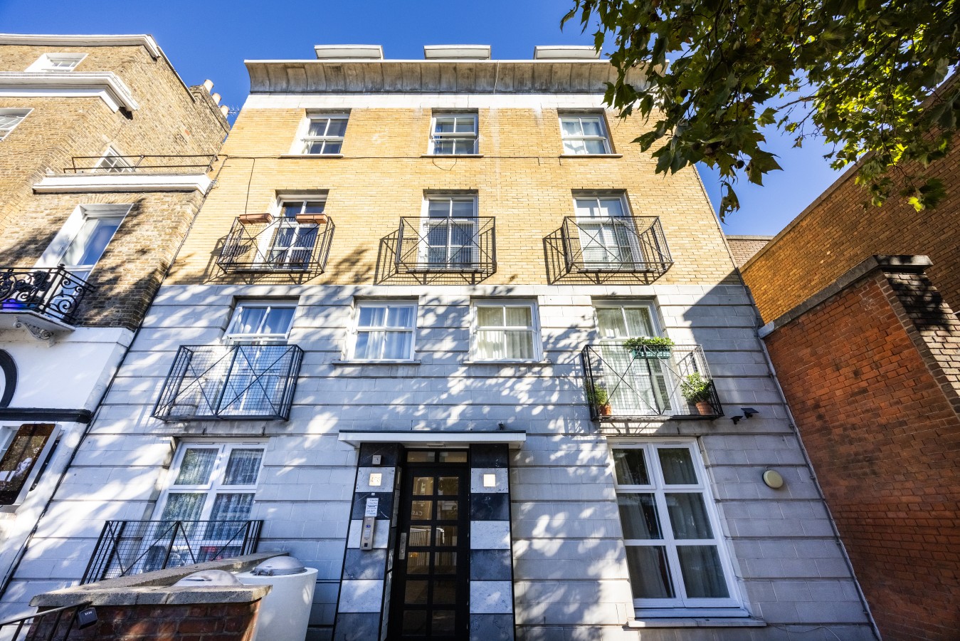 Flat 2 498 Edgware Road_40 copy.jpg