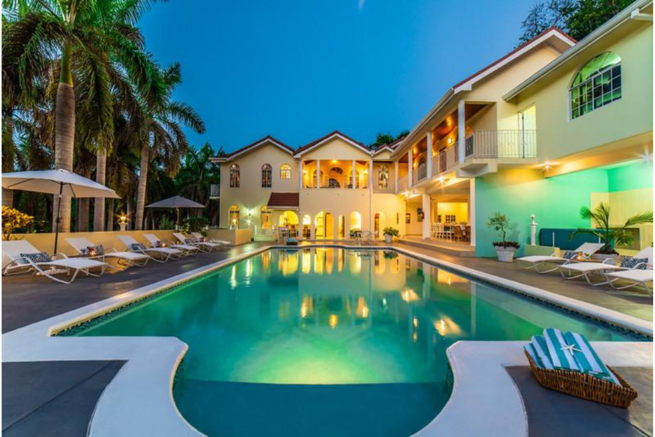 Luxury 9BR Private Pool Villa, Butler, Chef, Staff 2