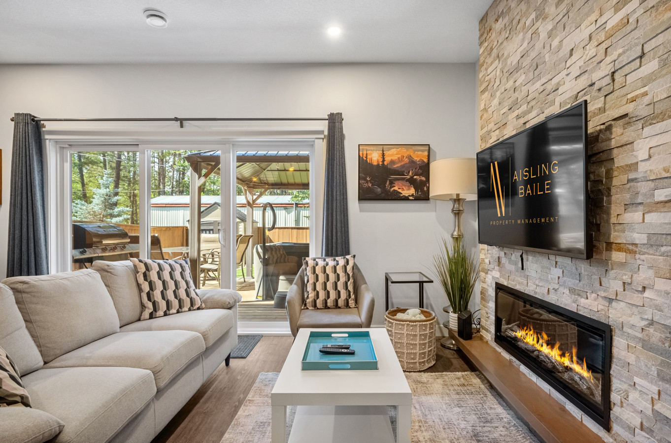 Tranquil Oasis With Hot Tub And Scenic Outdoor Space - Serene Mountain Retreat - Canada