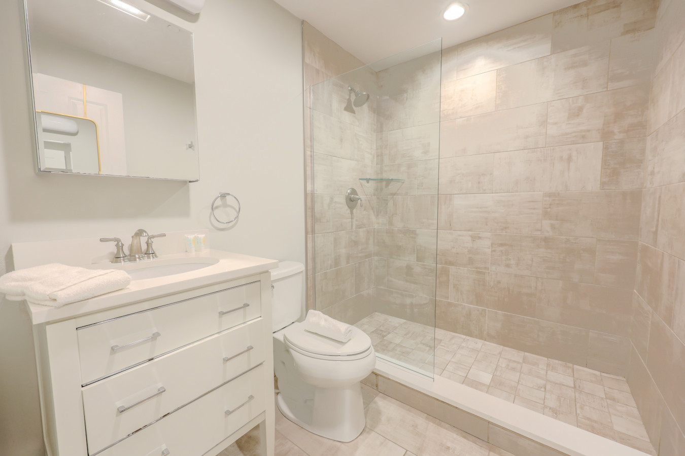 8A8A7275-HDR.jpg