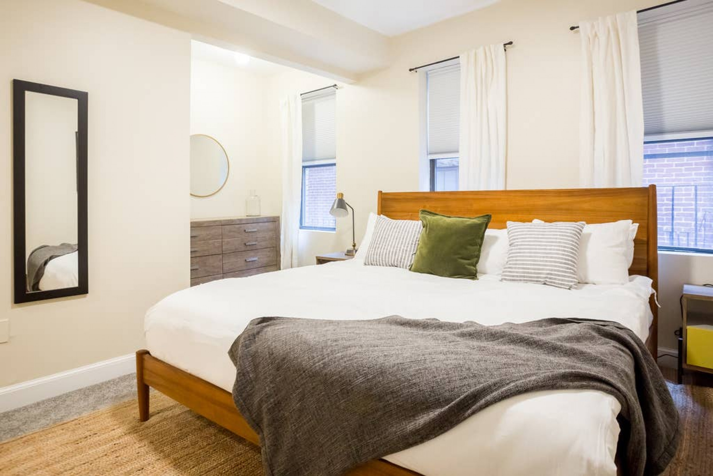 Perfect North End Apt - 2br 2ba W/ Laundry! - Boston, MA