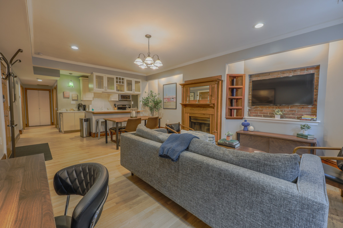 8A8A4195-HDR.jpg