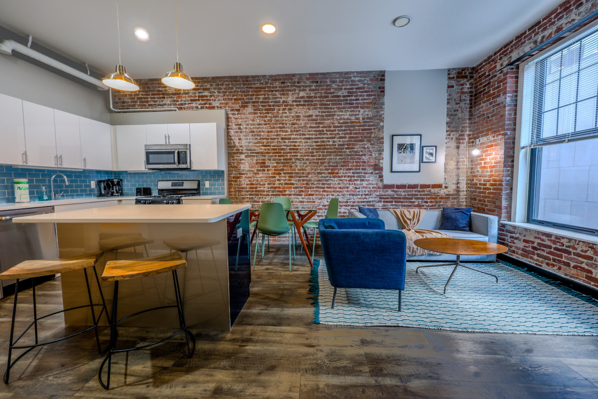 8A8A4632-HDR.jpg