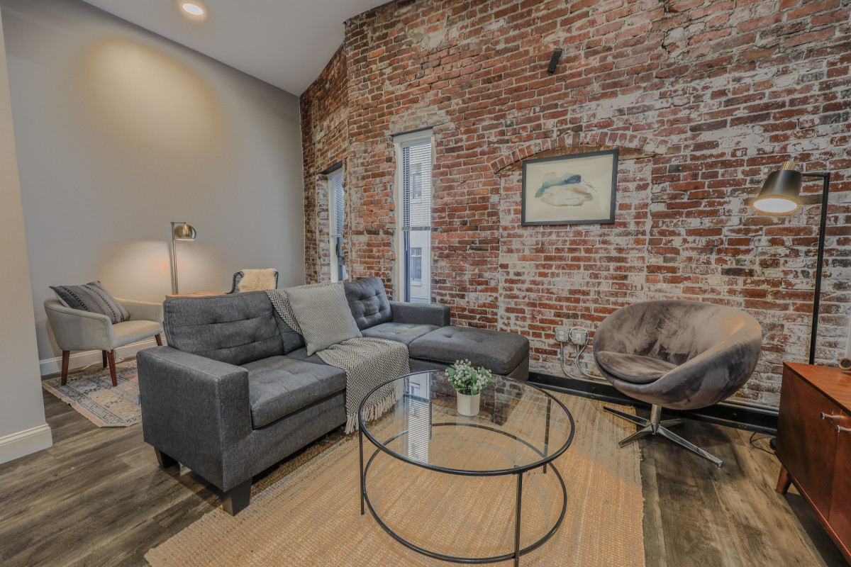 8A8A4734-HDR.jpg