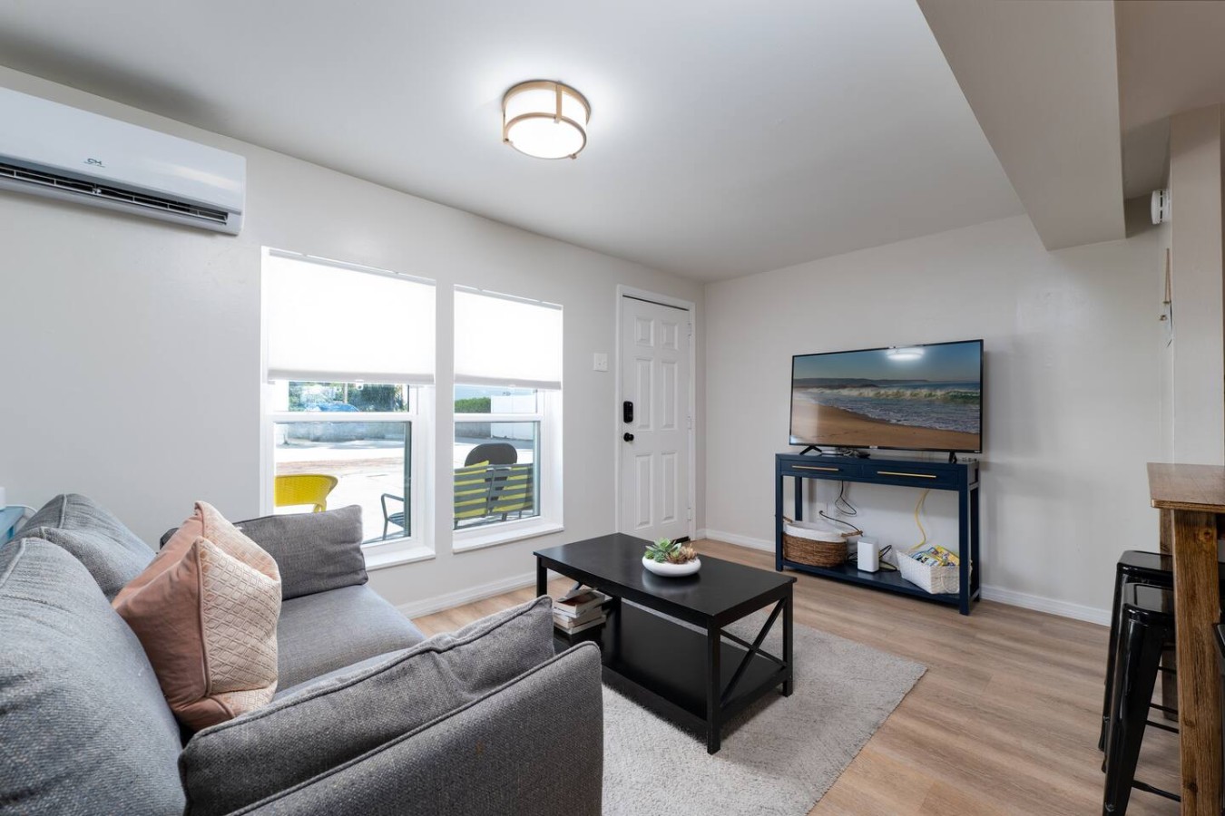 Turning Tide · 1BR · No Stairs · Pet friendly