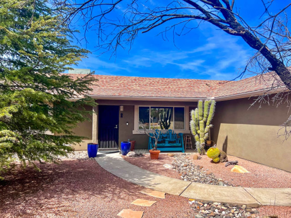 Sedona Neighbor to the south