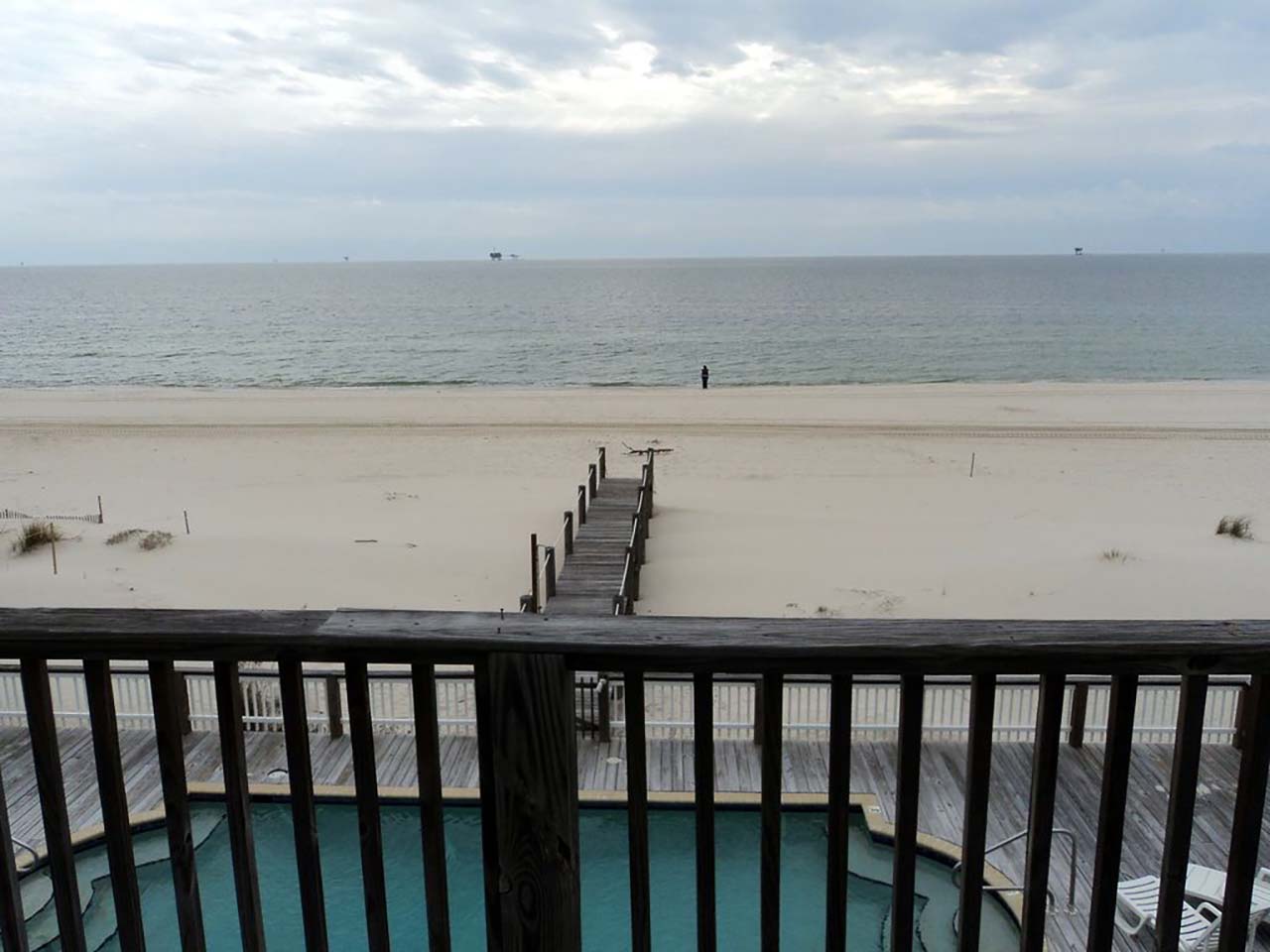 Recovery Room West - Relax you’re in paradise
