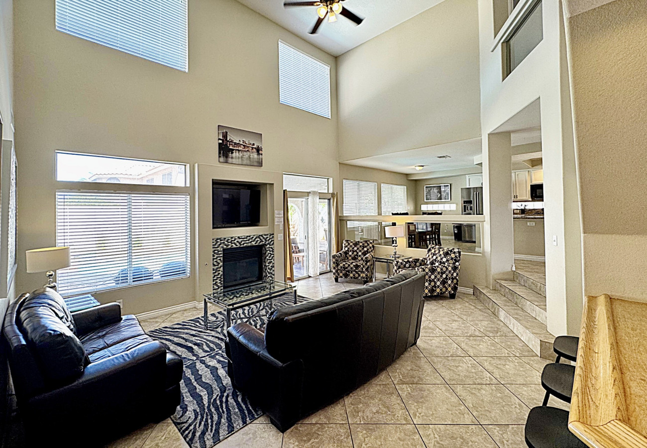 Private Pool, Spa, Game Room, Putting Green, WIFI!