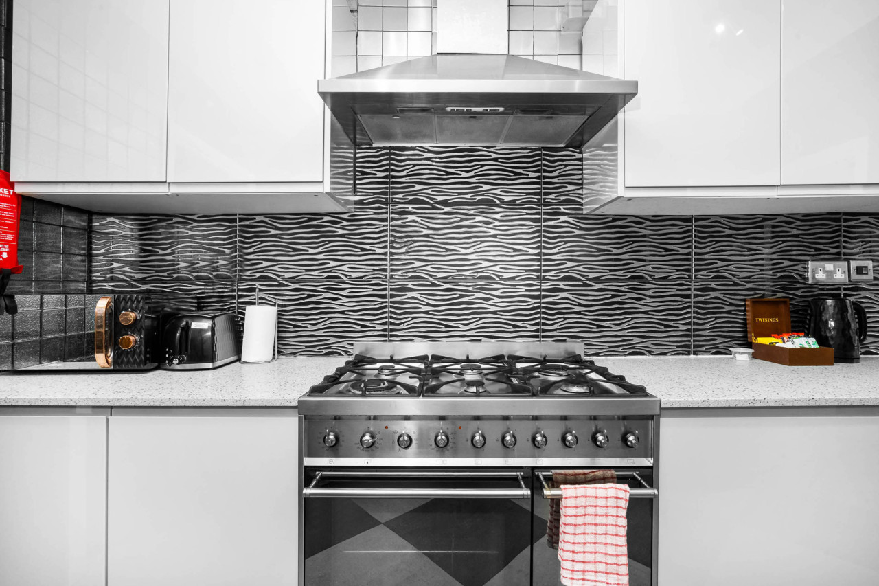Stylish Edgbaston 4 Bedroom Townhouse - Terrace - Parking in 578 Pershore Rd, Birmingham B29 7EN, UK - Property image 16 - VivreStays