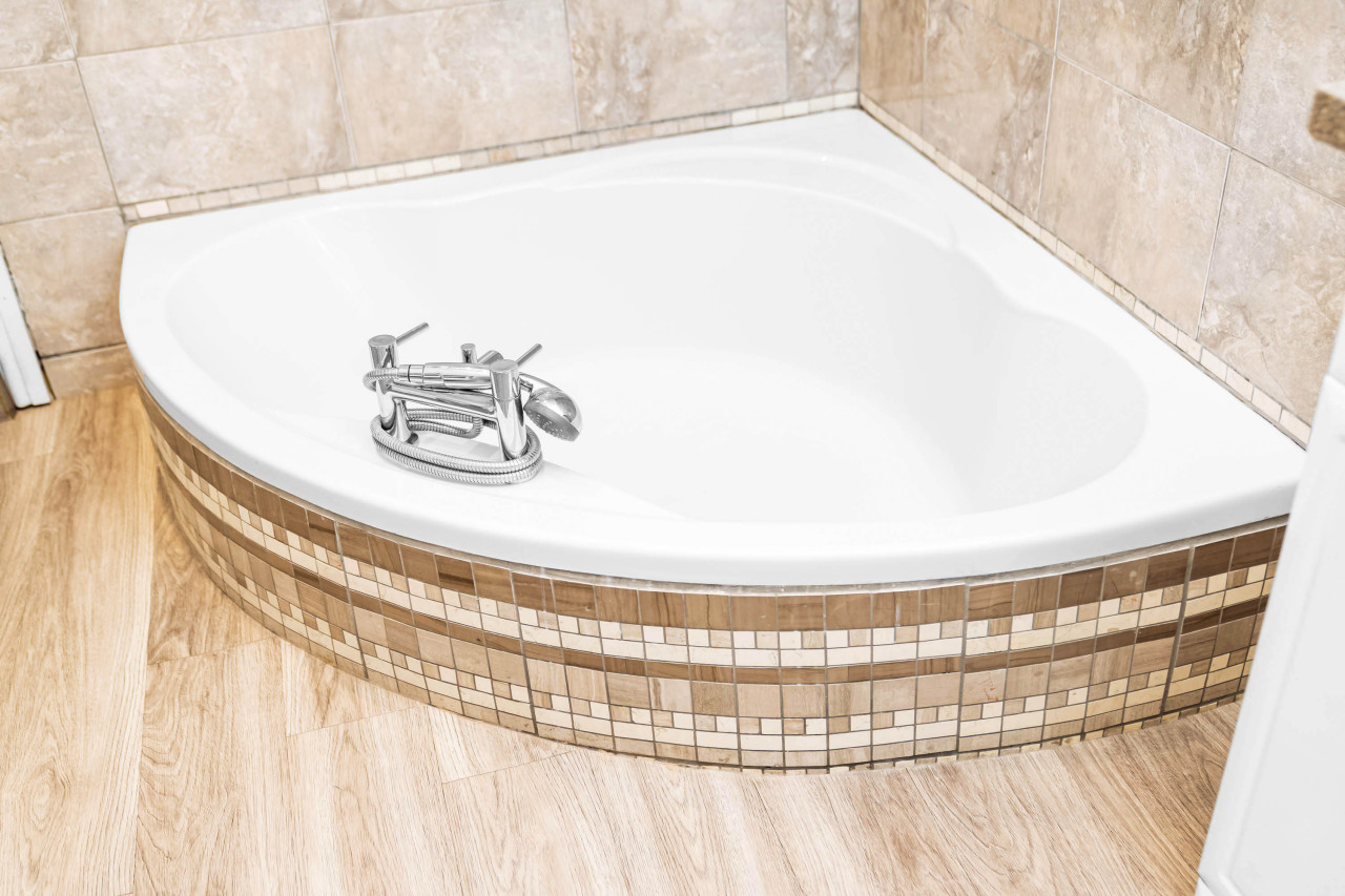 Stylish Edgbaston 4 Bedroom Townhouse - Terrace - Parking in 578 Pershore Rd, Birmingham B29 7EN, UK - Property image 68 - VivreStays