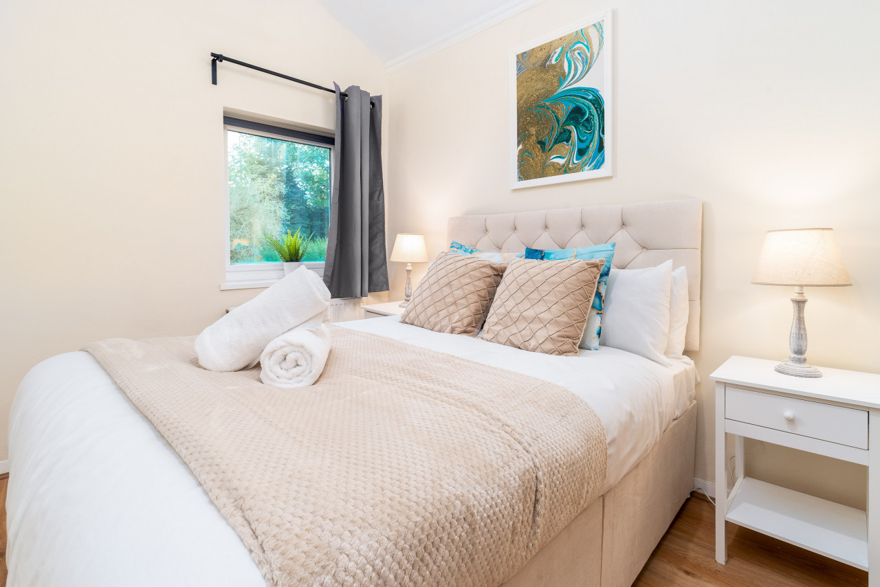 Stylish Three Bedroom House - Harborne - Parking - Garden in 122 Gordon Rd, Harborne, Birmingham B17 9EY, UK - Property image 16 - VivreStays