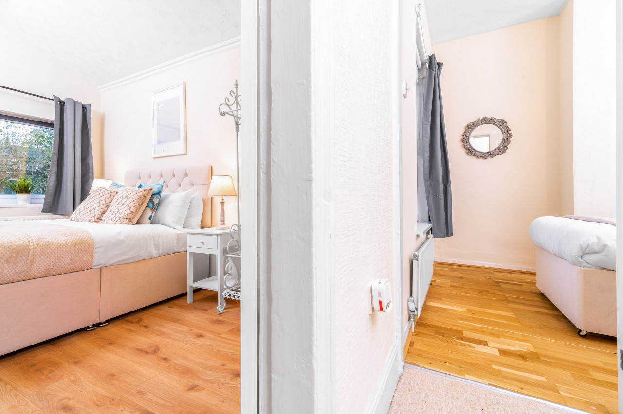 Stylish Three Bedroom House - Harborne - Parking - Garden in 122 Gordon Rd, Harborne, Birmingham B17 9EY, UK - Property image 36 - VivreStays