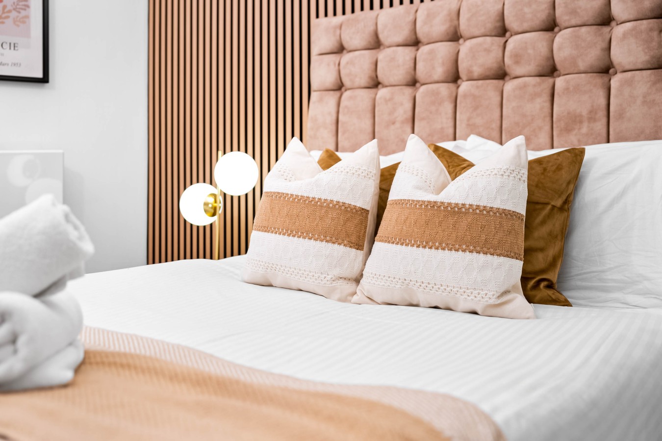 Stylish Apartment - Wolverhampton Centre in 40 Princess Alley, Wolverhampton WV1 1HB, UK - Property image 23 - VivreStays