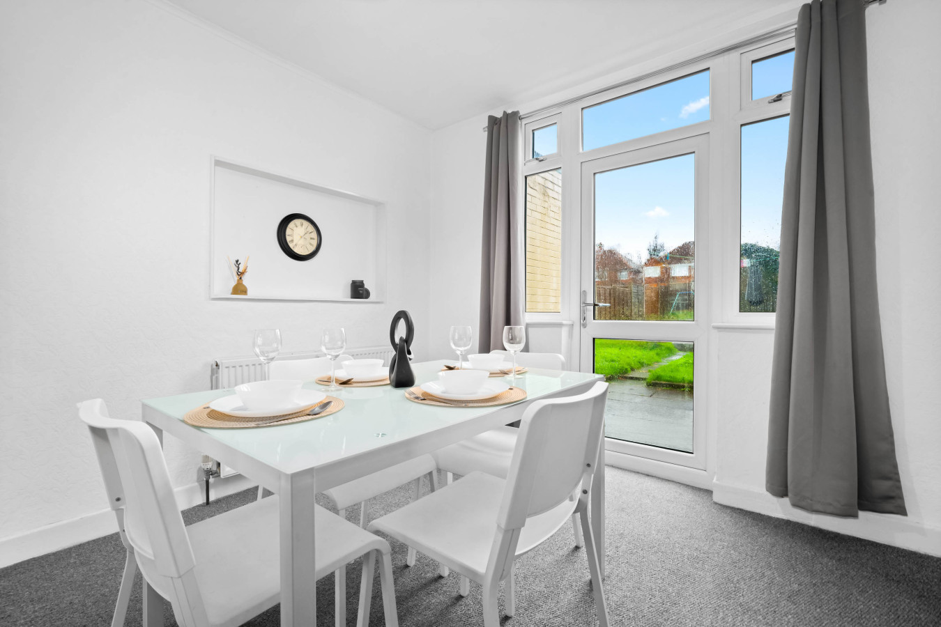 Semi-Detached Three Bed House - Garden - Parking - Great Barr in 121 Jayshaw Ave, Birmingham B43 5RX, UK - Property image 14 - VivreStays
