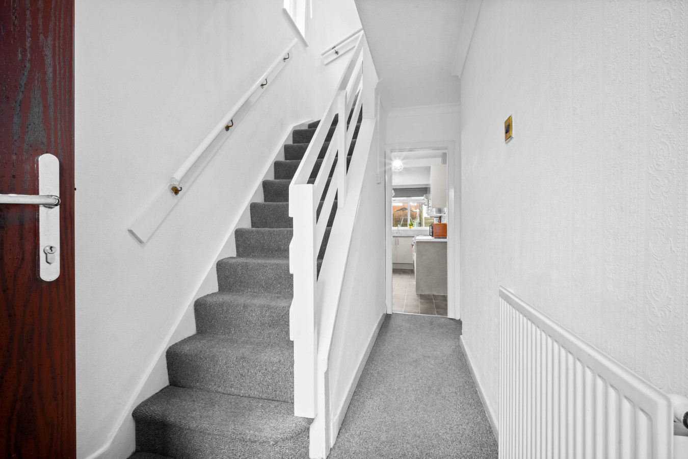 Semi-Detached Three Bed House - Garden - Parking - Great Barr in 121 Jayshaw Ave, Birmingham B43 5RX, UK - Property image 34 - VivreStays