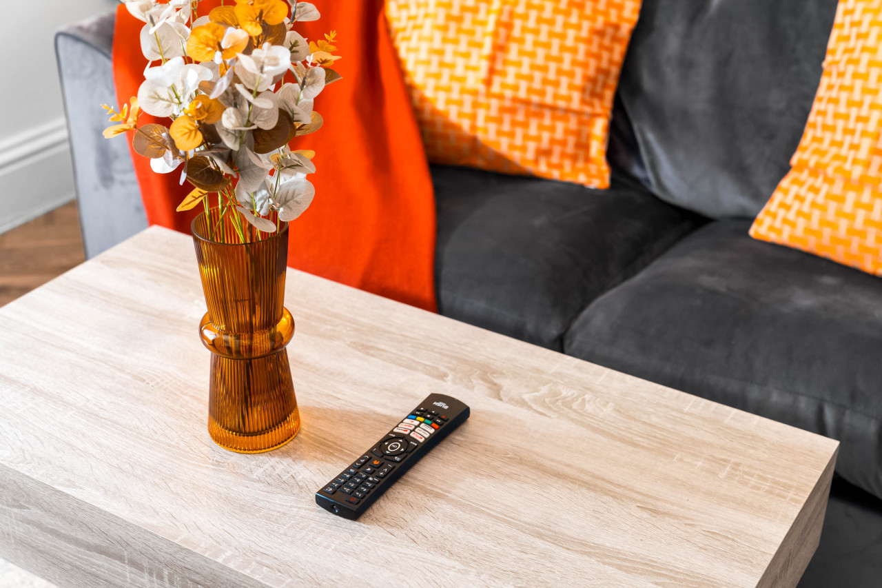Modern Apartment - Parking - Fast WiFi - Wolverhampton in 7A Park Cres, Wolverhampton WV1 4PY, UK - Property image 28 - VivreStays