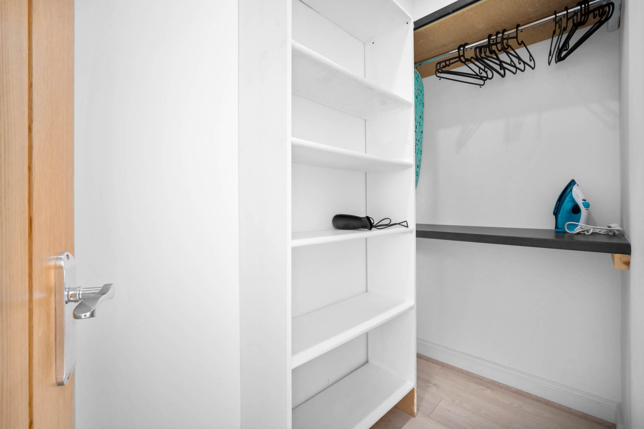 Stylish Apartment - WiFi - Smart TV in 203 Monument Rd, Birmingham B16 8UU, UK - Property image 25 - VivreStays