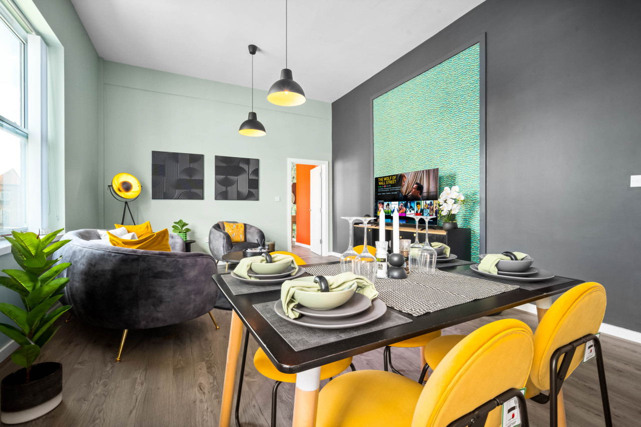 Modern Apartment with Gated Parking near Jewellery Quarter & City Centre in 125 Soho Hill #apartment 1, England, United Kingdom, B19 1AX - Property image 13 - VivreStays