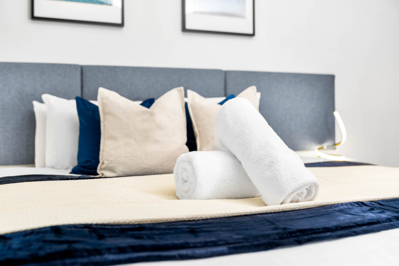 Stylish Chinatown Apartment - Balcony - Parking in 70 Hurst St, Birmingham B5 4TD, UK - Property image 21 - VivreStays