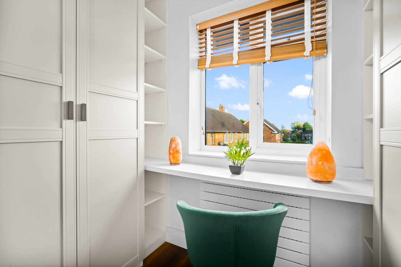 Luxury 3 Bedroom House - Garden - Parking - Outdoor Playground in 17 Plimsoll Grove, Quinton, Birmingham B32 1PF, UK - Property image 44 - VivreStays