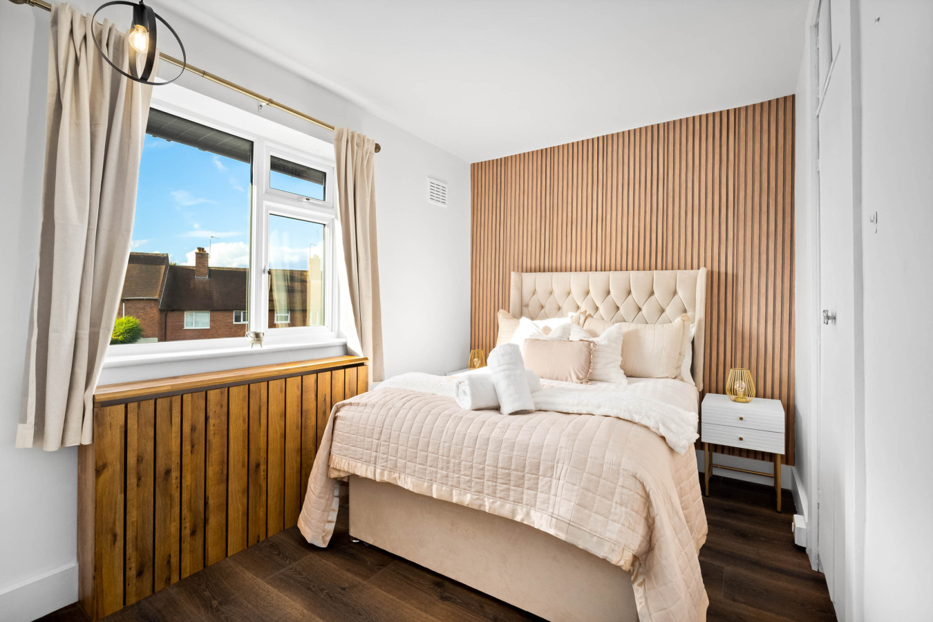 Luxury 3 Bedroom House - Garden - Parking - Outdoor Playground in 17 Plimsoll Grove, Quinton, Birmingham B32 1PF, UK - Property image 53 - VivreStays