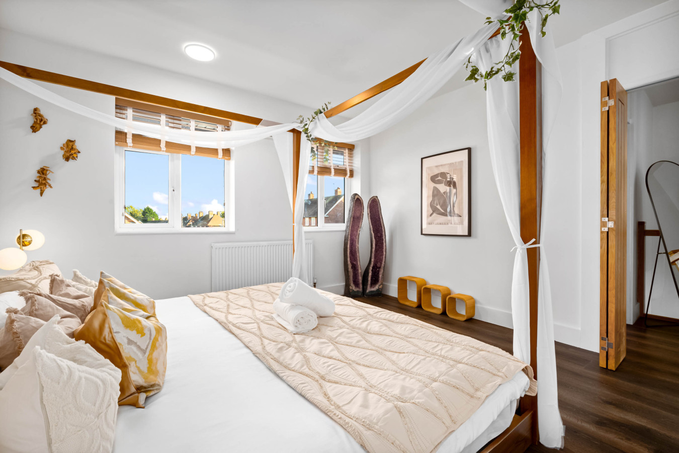 Luxury 3 Bedroom House - Garden - Parking - Outdoor Playground in 17 Plimsoll Grove, Quinton, Birmingham B32 1PF, UK - Property image 56 - VivreStays