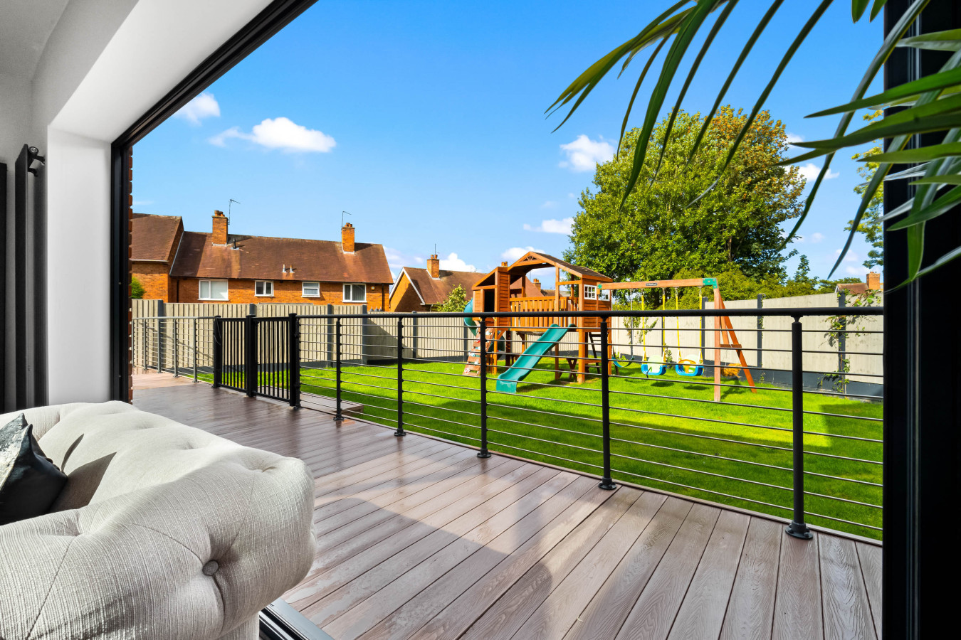 Luxury 3 Bedroom House - Garden - Parking - Outdoor Playground in 17 Plimsoll Grove, Quinton, Birmingham B32 1PF, UK - Property image 81 - VivreStays