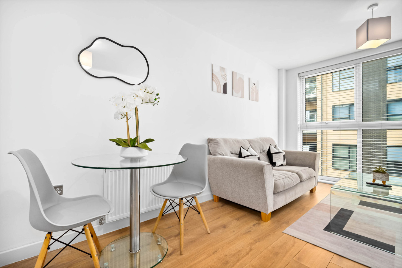 Stylish JQ Apartment - Smart TV - WIFI - Centre in 3 Helena St, Birmingham B1 2RR, UK - Property image 8 - VivreStays