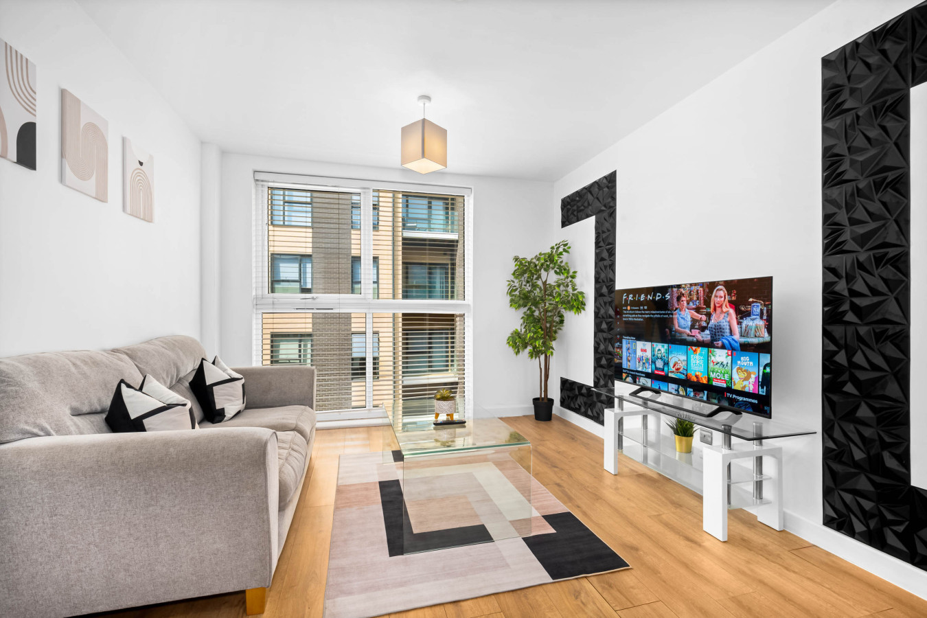 Stylish JQ Apartment - Smart TV - WIFI - Centre in 3 Helena St, Birmingham B1 2RR, UK - Property image 6 - VivreStays