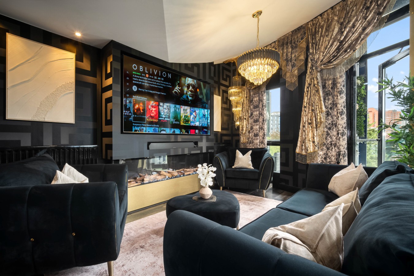 Opulent Luxury Penthouse - City Centre - 2 Bedrooms - Balconies - 2 Secure Parking Spaces serviced apartment - West Midlands - VivreStays