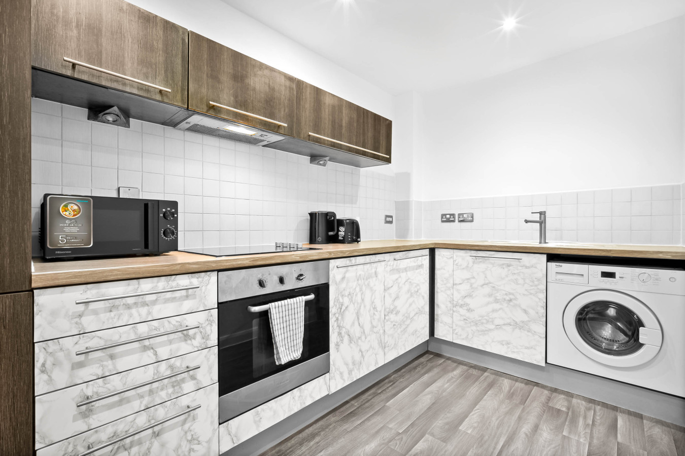 Stylish Two Bedroom Apartment - City Centre - Parking in Irving St, Birmingham B1 1DH, UK - Property image 8 - VivreStays