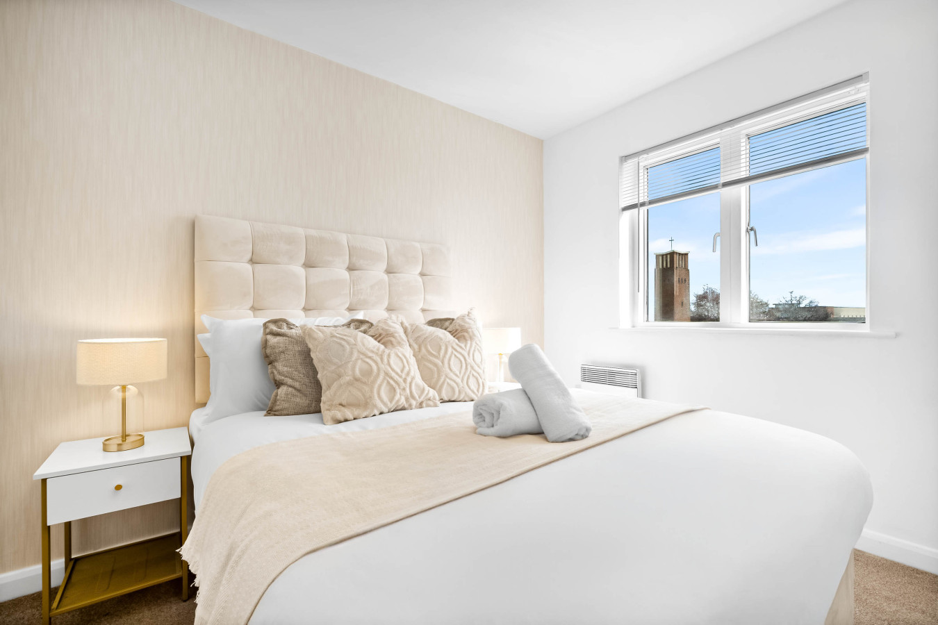 Stylish Two Bedroom Apartment - City Centre - Parking in Irving St, Birmingham B1 1DH, UK - Property image 11 - VivreStays