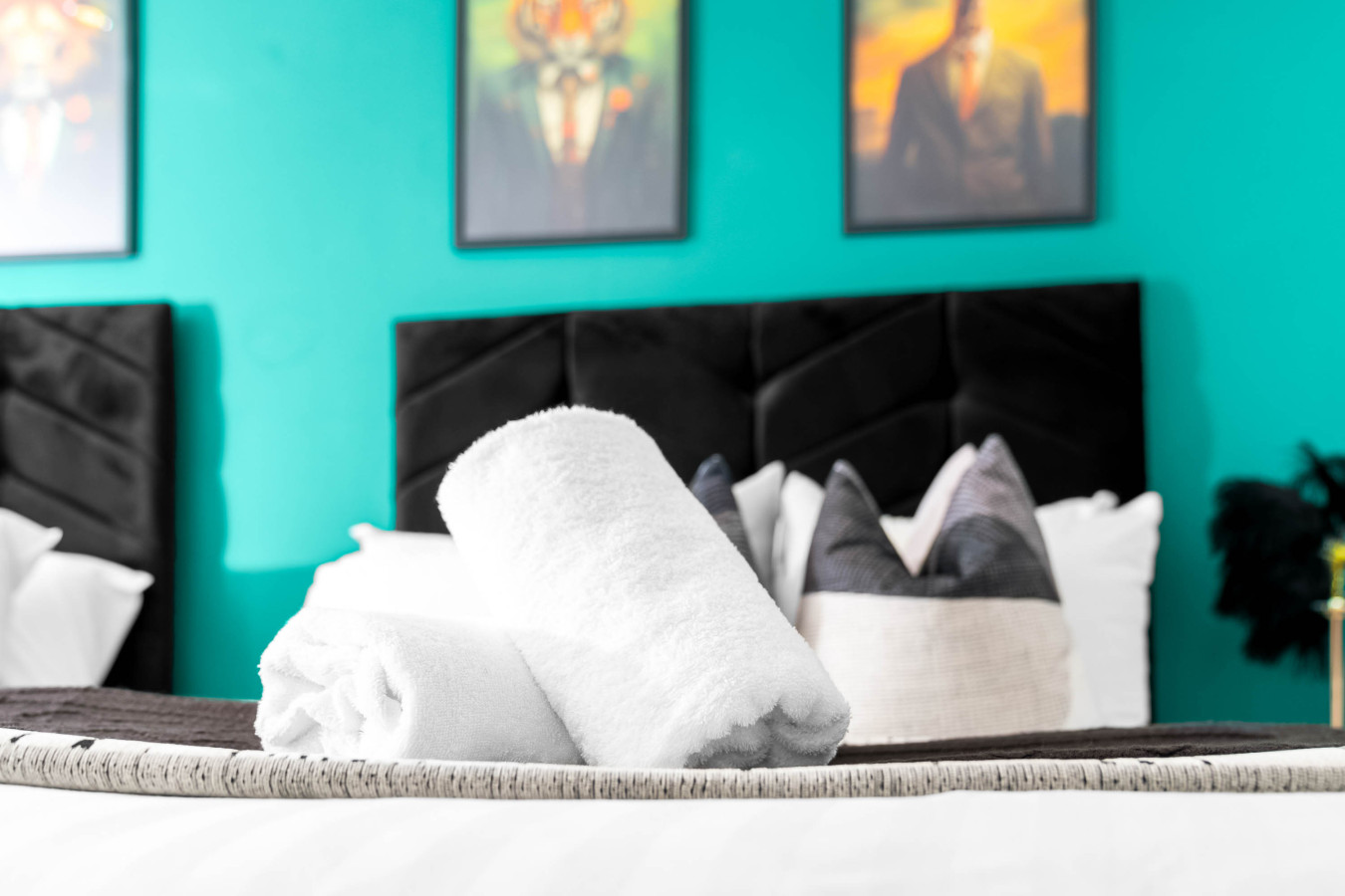 Luxe Two Bed Apartment - City Centre - Balcony & Parking in Masshouse Ln, Birmingham B5 5JF, UK - Property image 38 - VivreStays