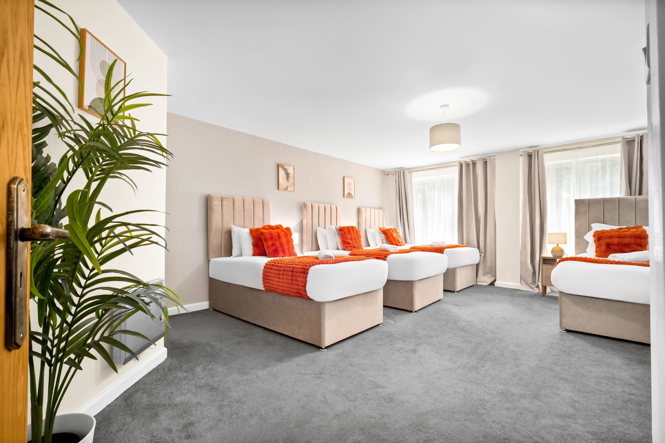 Luxury Apartment - Sleeps 4 - City Centre - Parking in 50 Granville St, Birmingham B1 2LJ, UK - Property image 12 - VivreStays