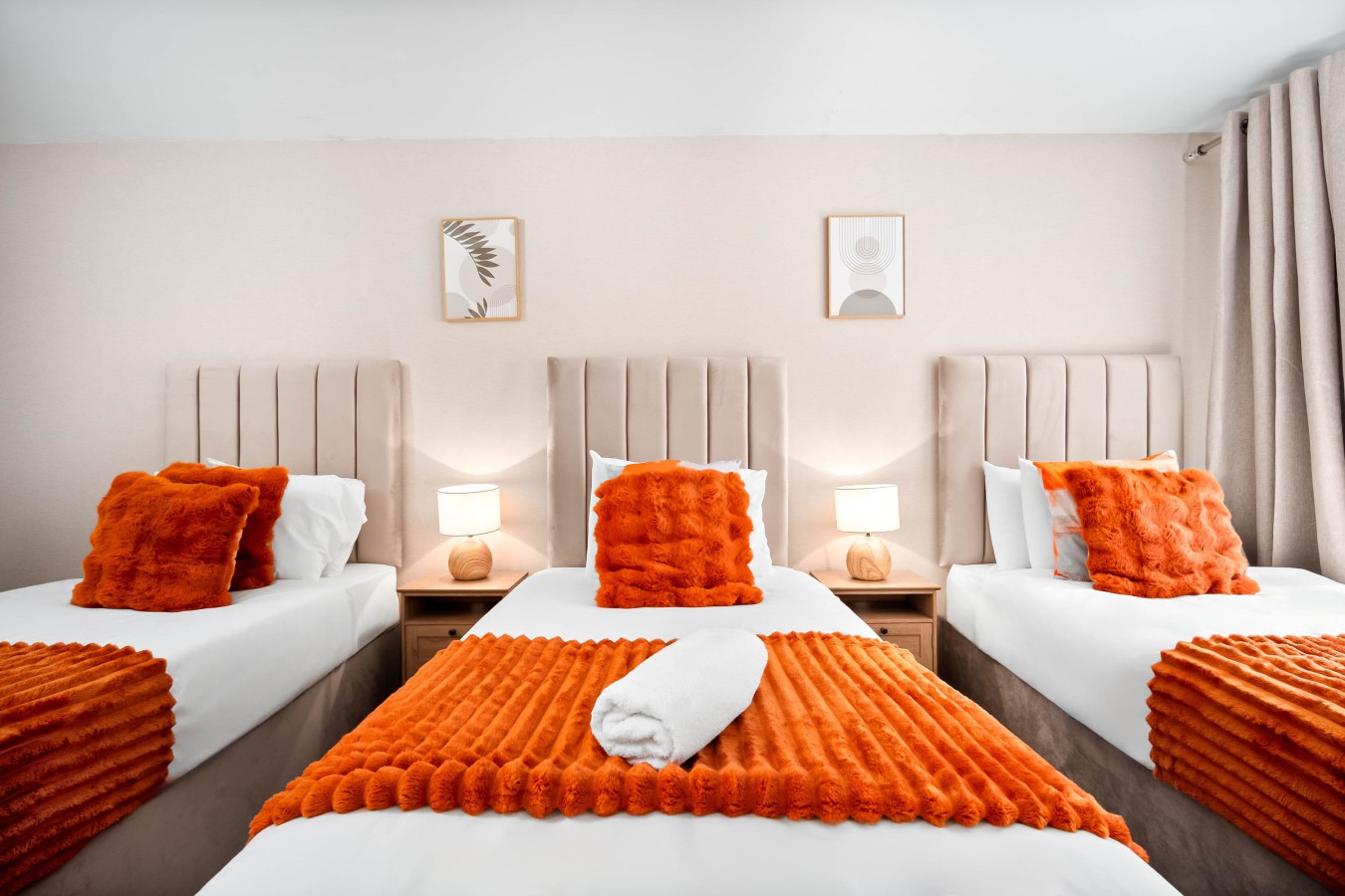 Luxury Apartment - Sleeps 4 - City Centre - Parking in 50 Granville St, Birmingham B1 2LJ, UK - Property image 13 - VivreStays